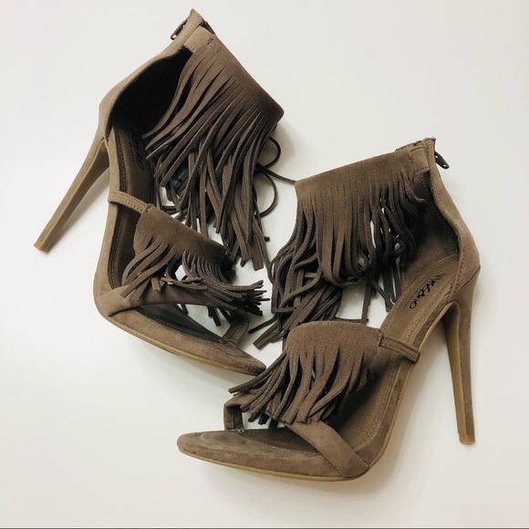Mossimo Fringe Fiona Sandal Strappy Heels Grey 8.5 - Picture 1 of 8